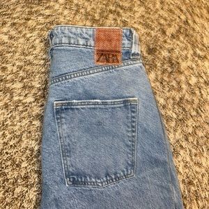Zara mom fit jeans -04